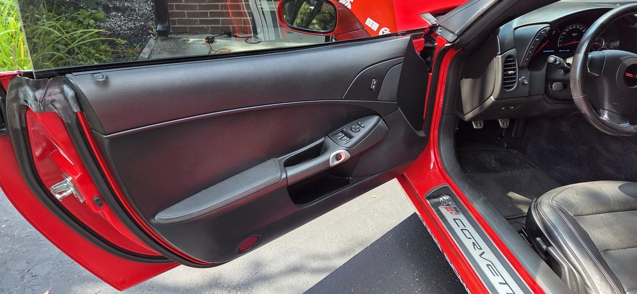 2013 Chevrolet Corvette C6 Z06 - Image 25 of 31