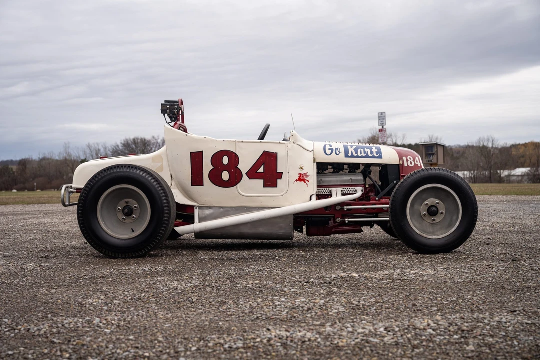 Ford Hot Rod - Image 7 of 31