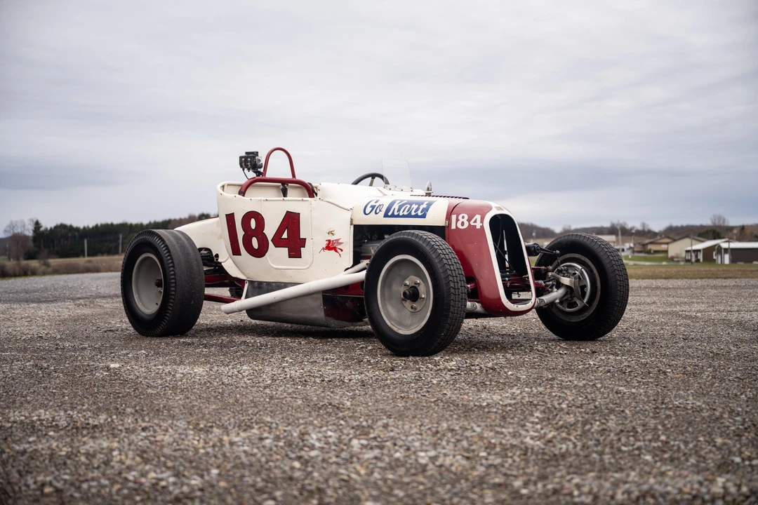 Ford Hot Rod - Image 8 of 31