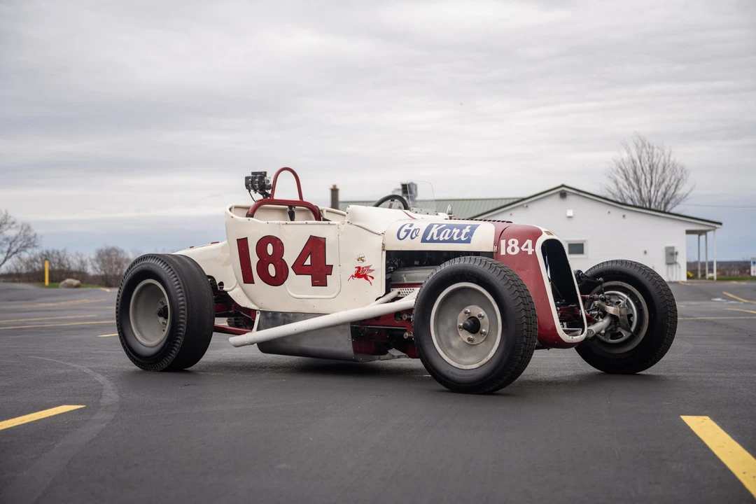 Ford Hot Rod - Image 16 of 31
