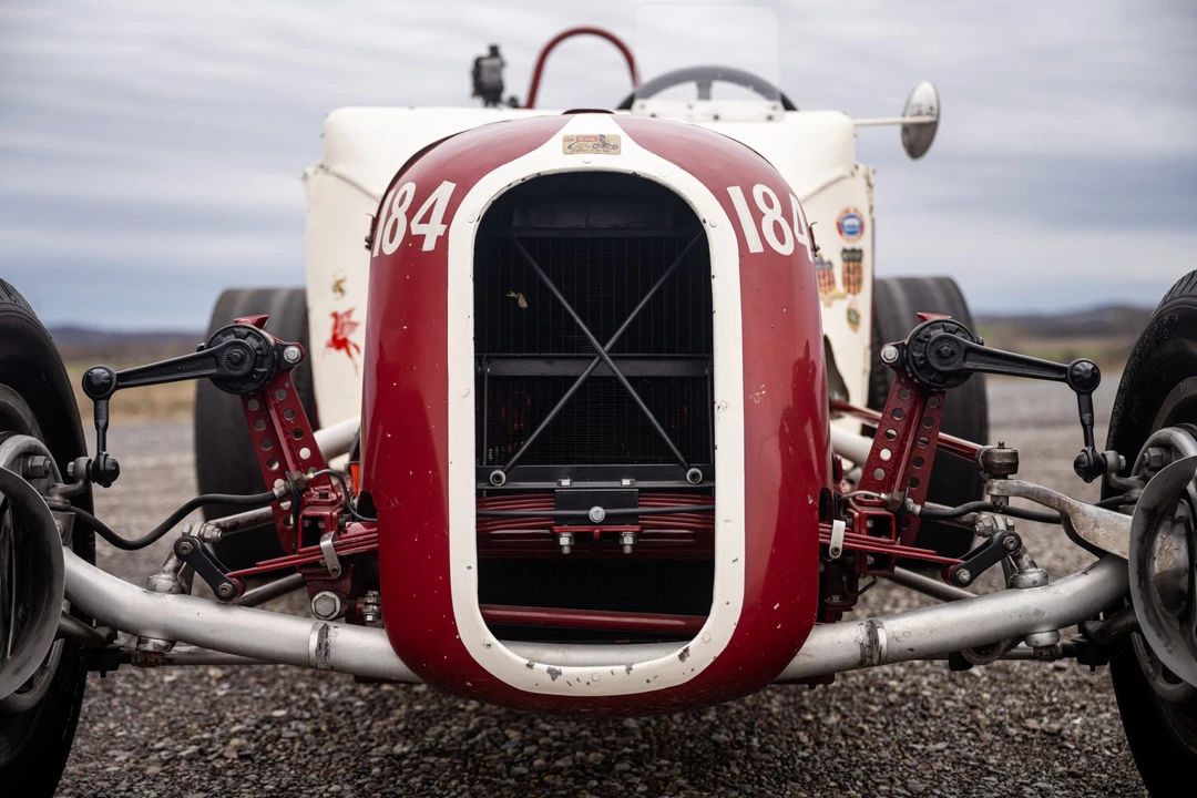 Ford Hot Rod - Image 18 of 31