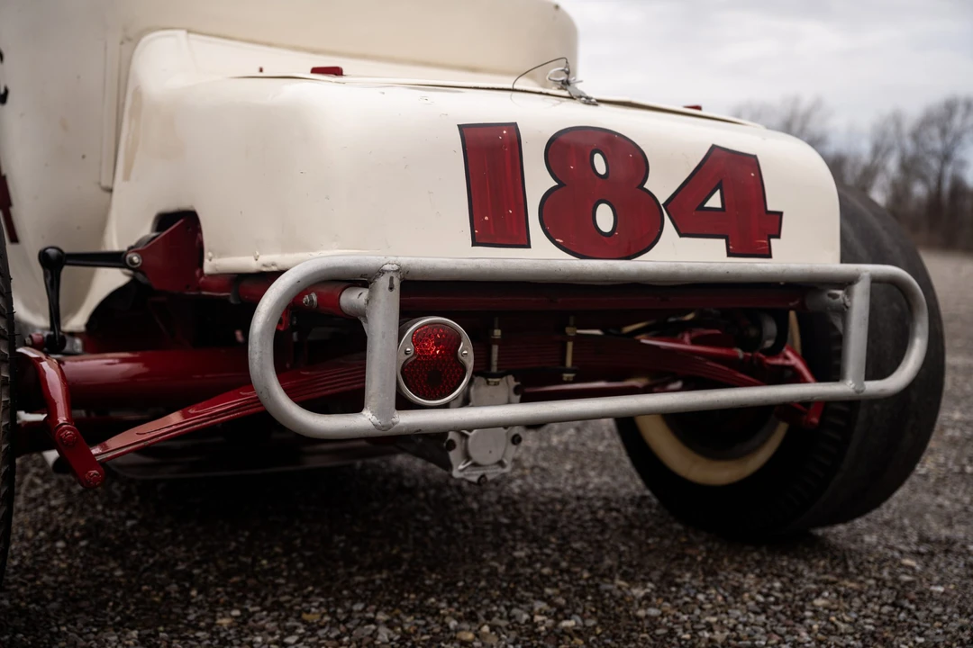 Ford Hot Rod - Image 19 of 31