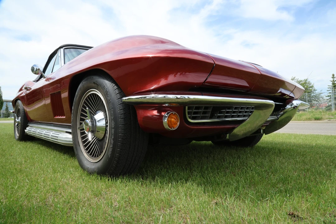 1967 Chevrolet Corvette C2 - Image 19 of 31