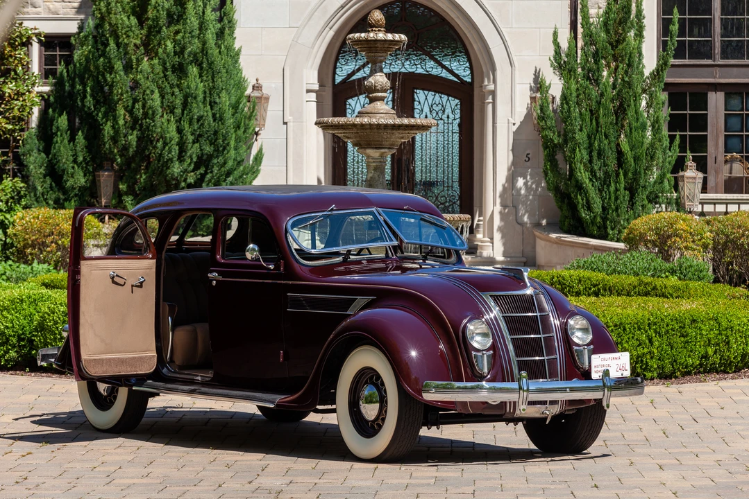 1935 Chrysler Airflow - Image 15 of 31