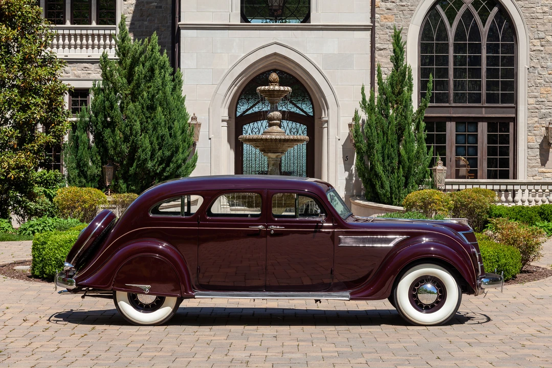 1935 Chrysler Airflow - Image 11 of 31
