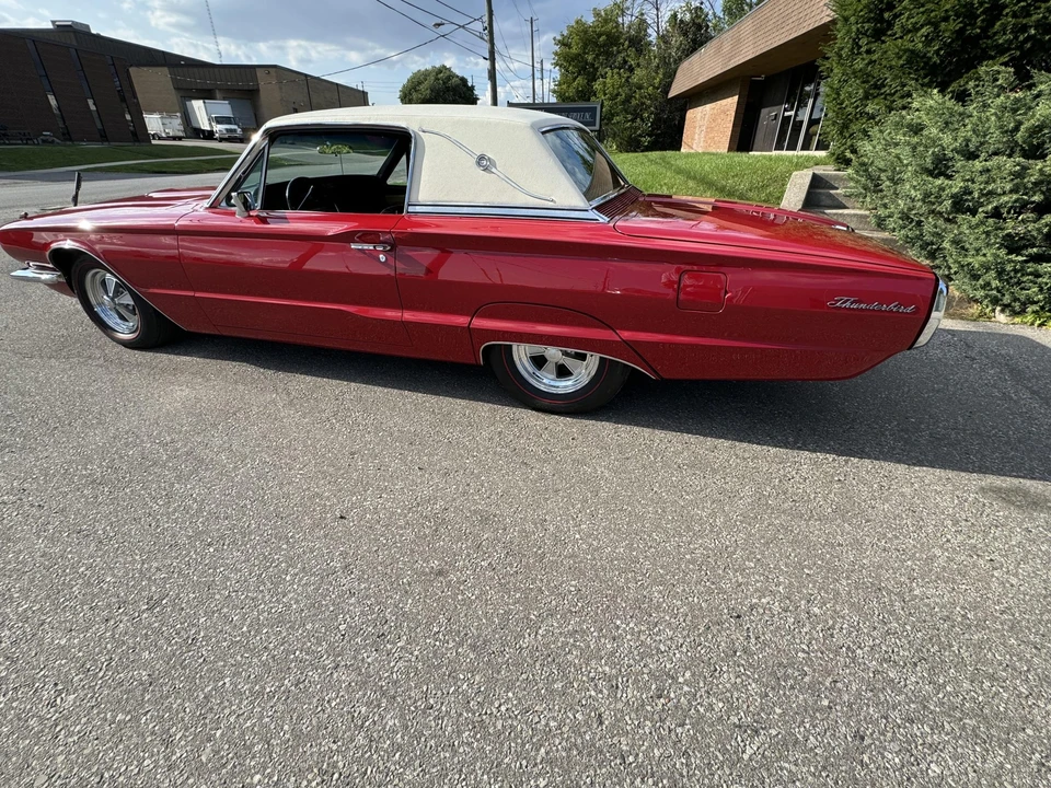 1966 Ford Thunderbird 4th Gen - Image 20 of 31