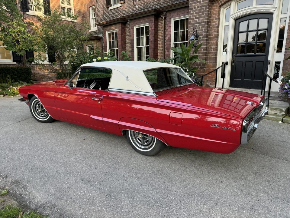 1966 Ford Thunderbird 4th Gen - Image 18 of 31