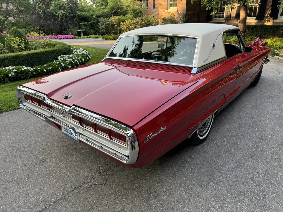 1966 Ford Thunderbird 4th Gen - Image 13 of 31