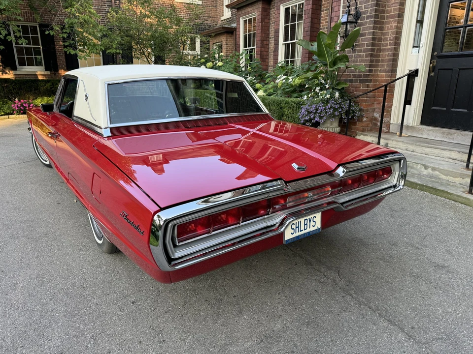 1966 Ford Thunderbird 4th Gen - Image 16 of 31