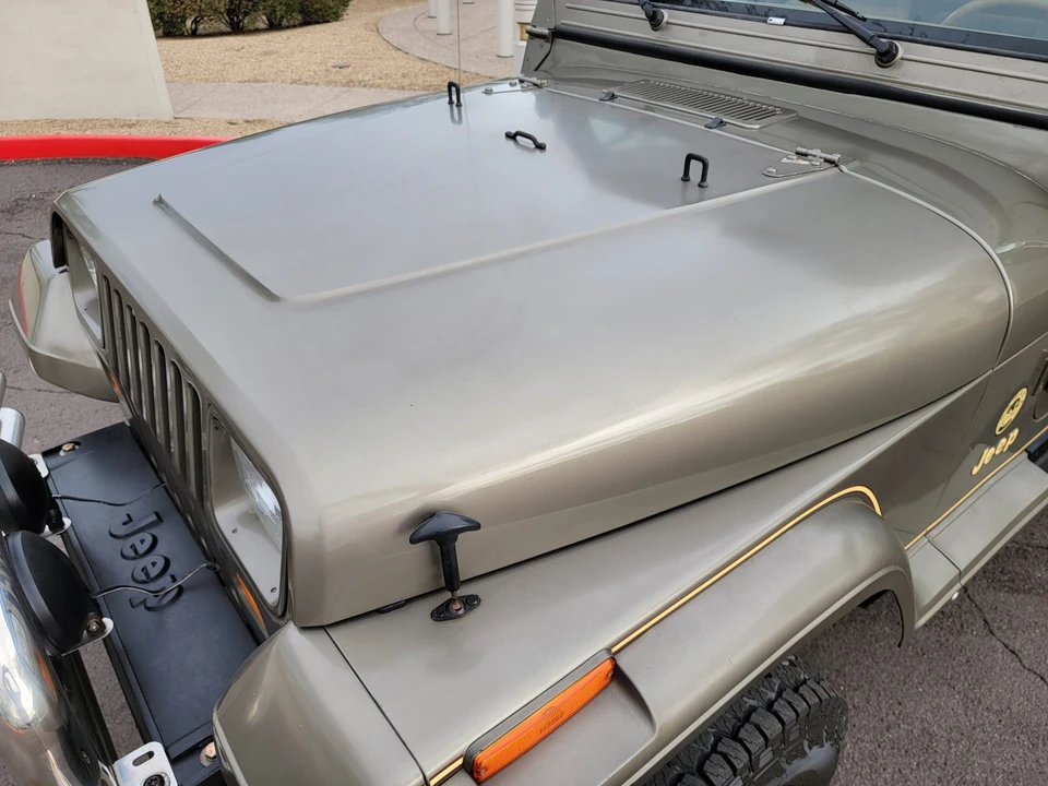 1988 Jeep YJ Wrangler - Image 22 of 31