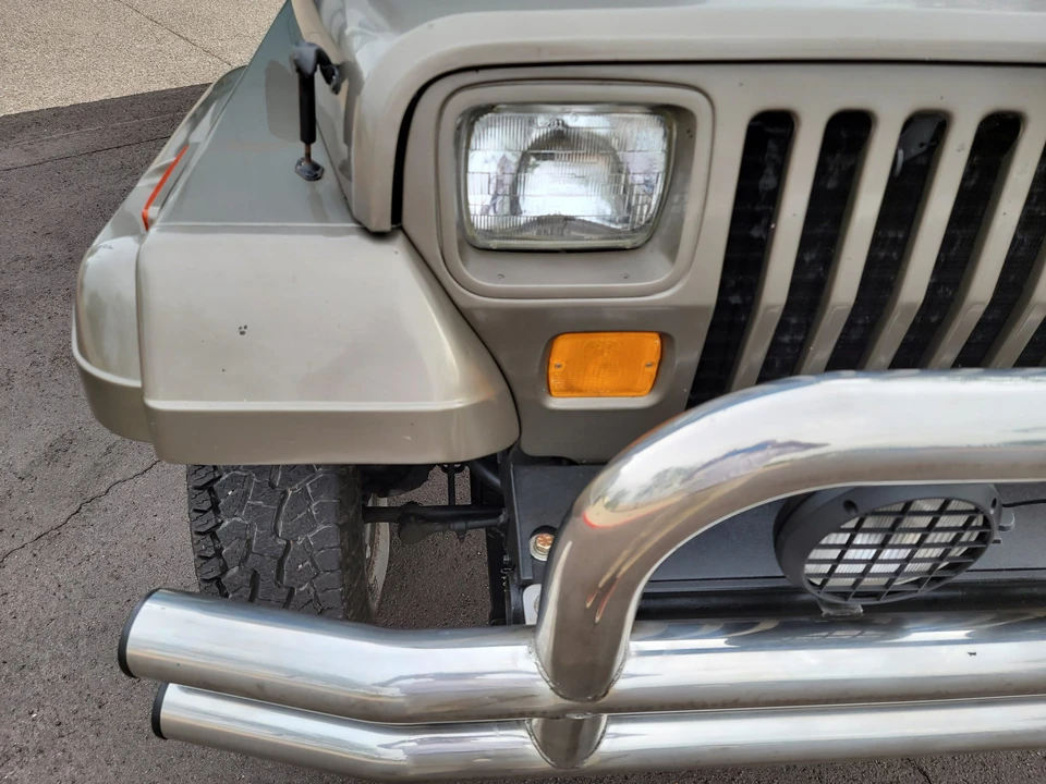 1988 Jeep YJ Wrangler - Image 18 of 31
