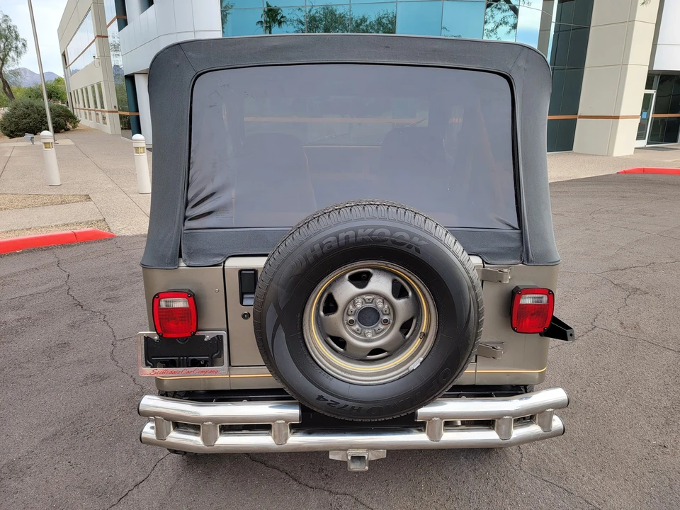 1988 Jeep YJ Wrangler - Image 6 of 31