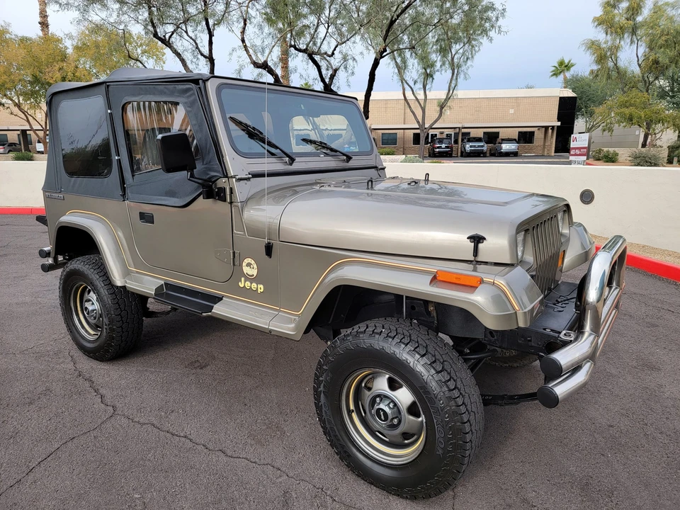 1988 Jeep YJ Wrangler - Image 11 of 31