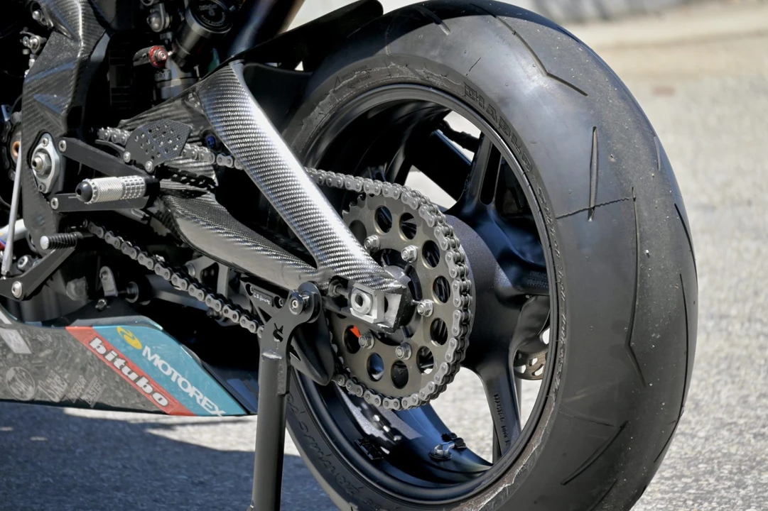 2009 Triumph Race Bikes - Image 7 of 8
