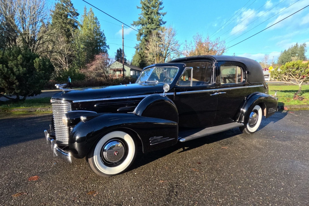 1938 Cadillac Series 70 & 75 - Image 2 of 31