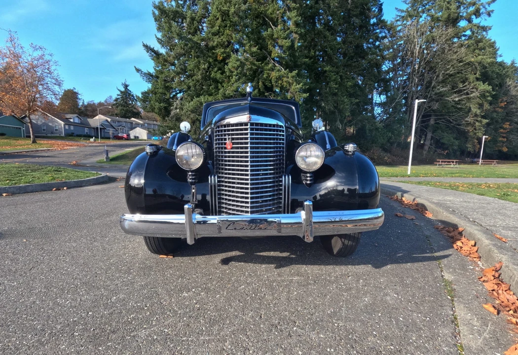 1938 Cadillac Series 70 & 75 - Image 5 of 31