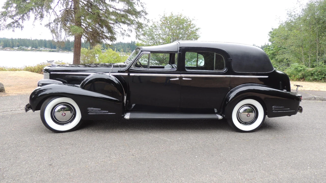 1938 Cadillac Series 70 & 75 - Image 20 of 31