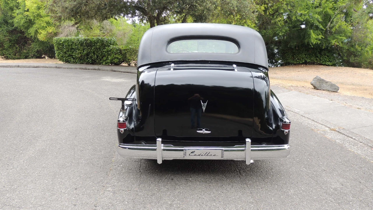 1938 Cadillac Series 70 & 75 - Image 23 of 31