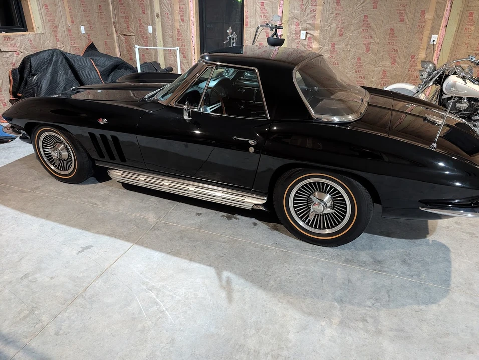 1966 Chevrolet Corvette C2 - Image 15 of 31