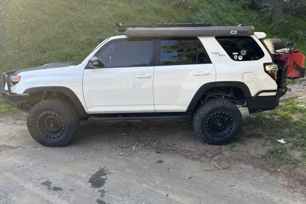 2018 Toyota 4Runner 5th Gen - Image 3 of 7