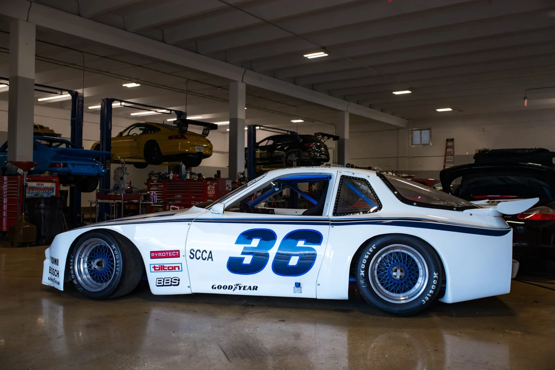 1982 Porsche 924 Turbo - Image 8 of 31
