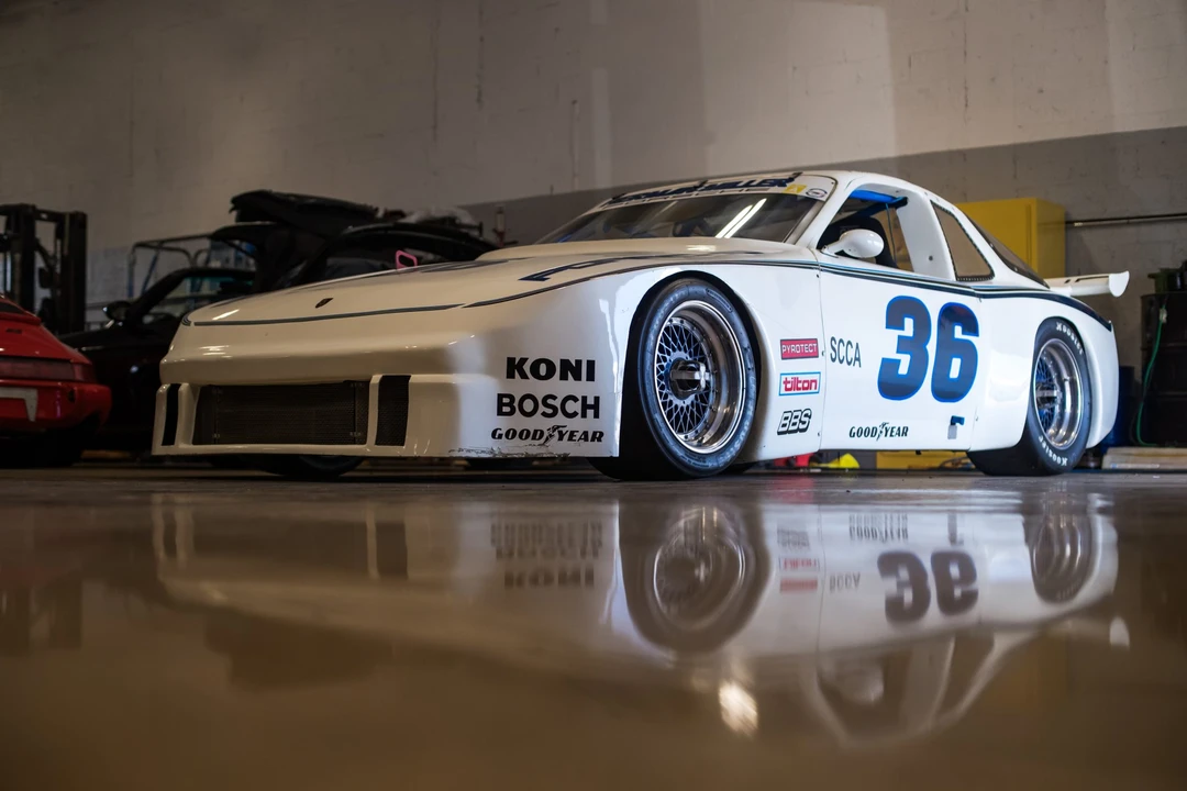1982 Porsche 924 Turbo - Image 5 of 31