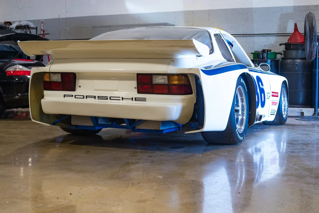 1982 Porsche 924 Turbo - Image 16 of 31