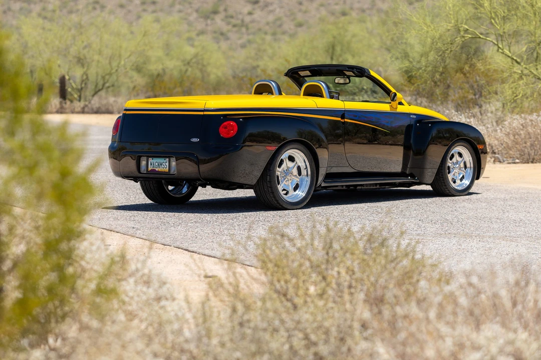 2004 Chevrolet SSR - Image 31 of 31