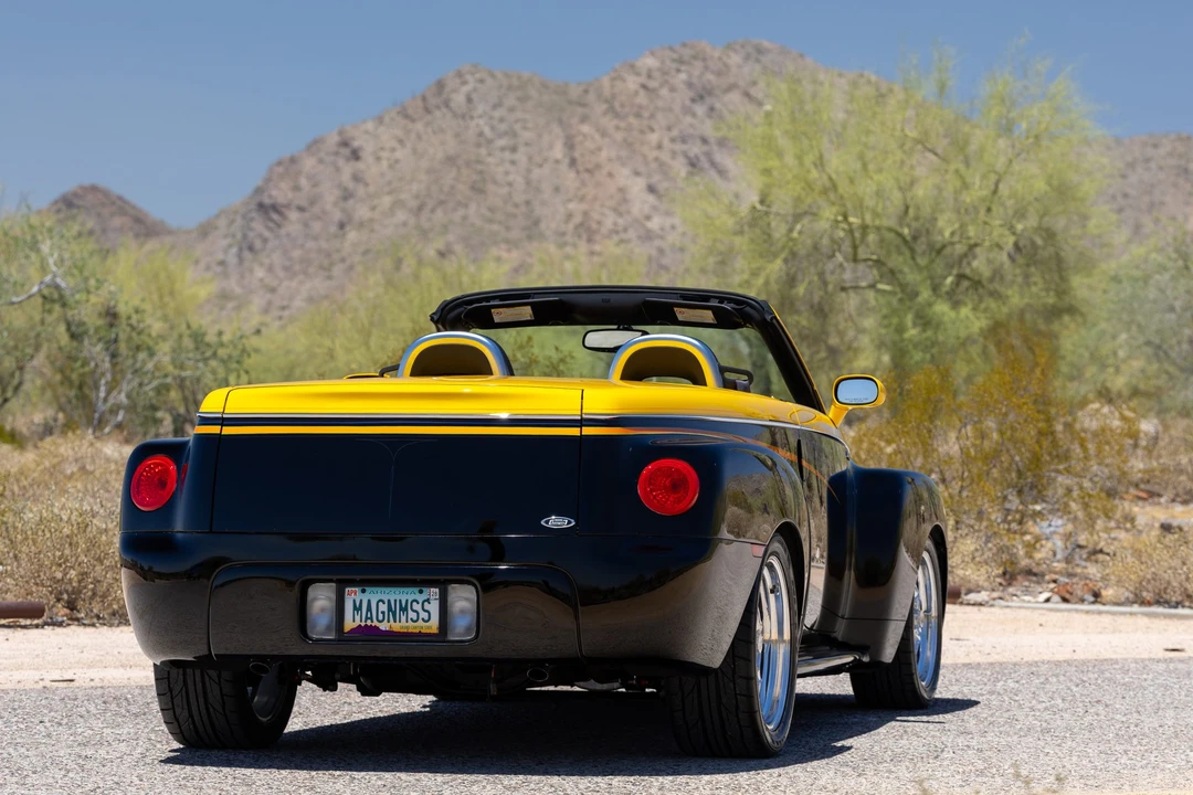 2004 Chevrolet SSR - Image 29 of 31