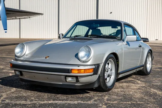 1989 Porsche 911 Carrera 3.2 25th Anniversary Edition