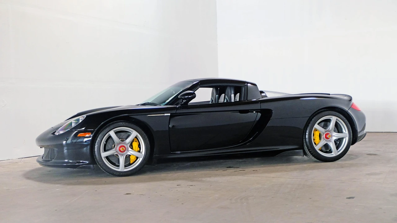 2004 Porsche Carrera GT - Image 4 of 31