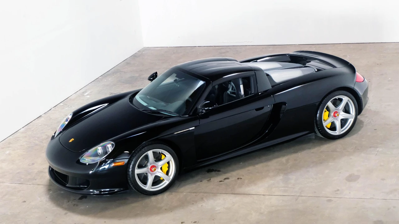 2004 Porsche Carrera GT - Image 3 of 31