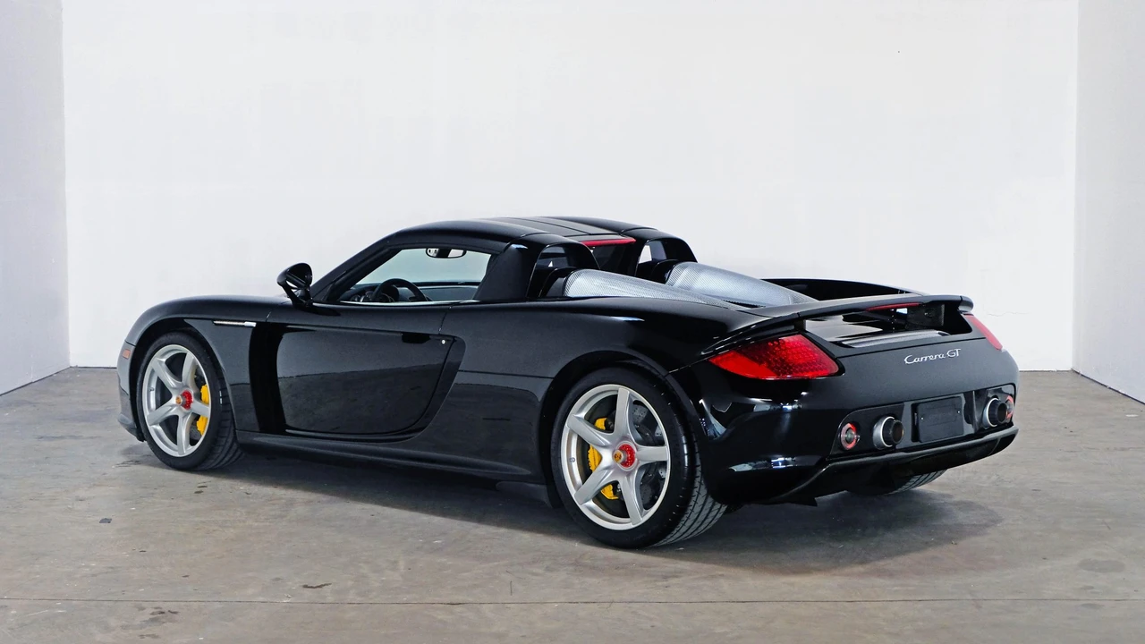 2004 Porsche Carrera GT - Image 19 of 31