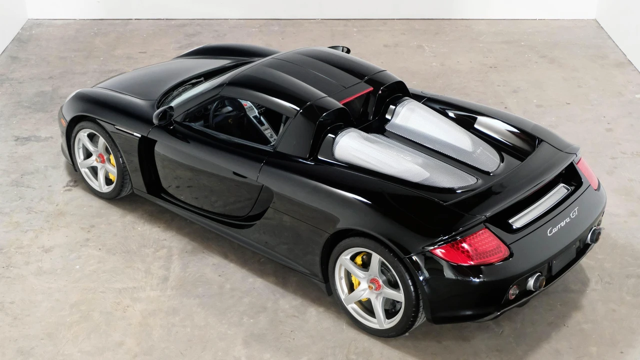 2004 Porsche Carrera GT - Image 23 of 31