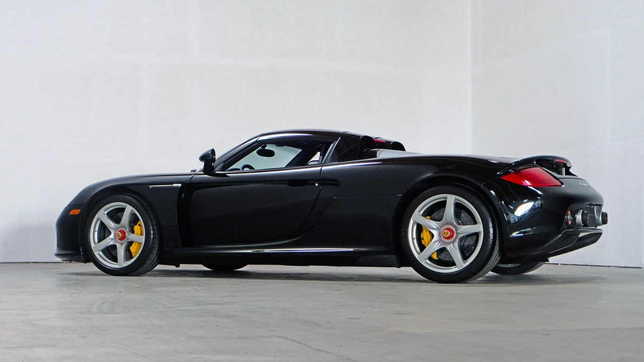 2004 Porsche Carrera GT - Image 18 of 31