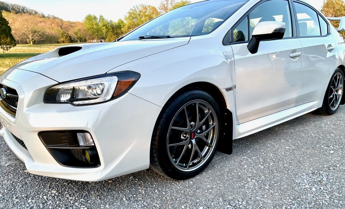 2015 Subaru Impreza WRX STi 4th Gen - Image 5 of 31
