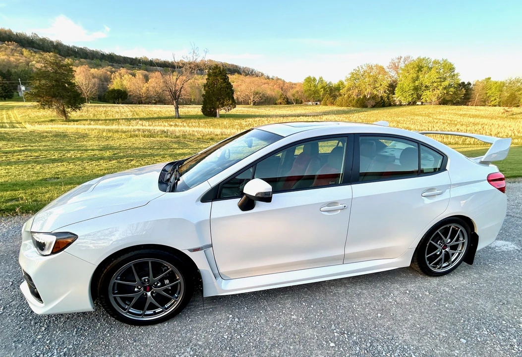 2015 Subaru Impreza WRX STi 4th Gen - Image 8 of 31
