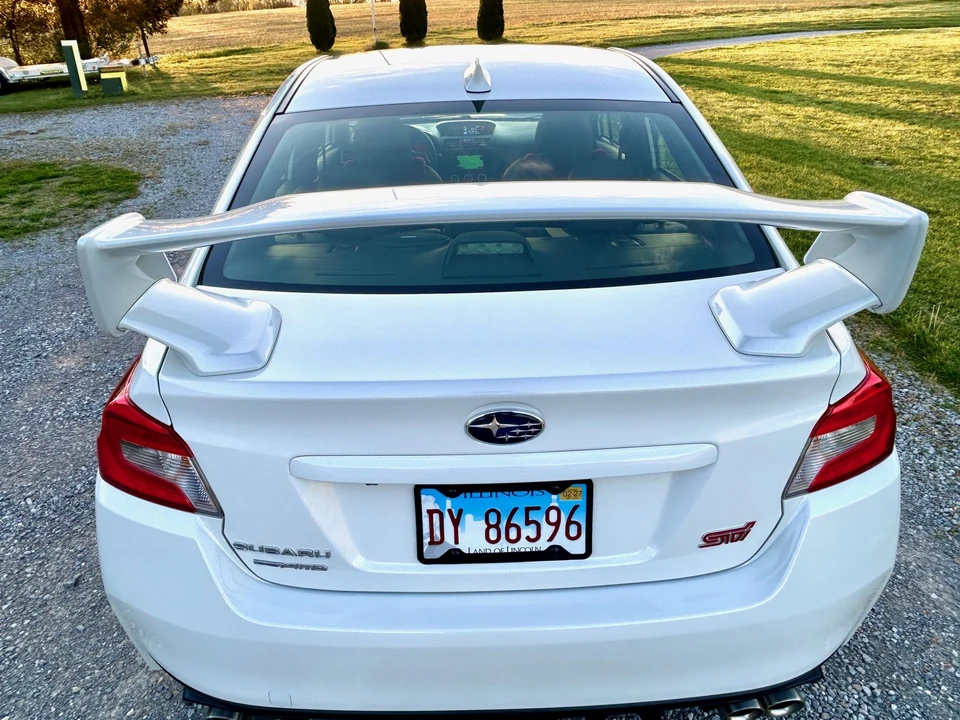2015 Subaru Impreza WRX STi 4th Gen - Image 18 of 31
