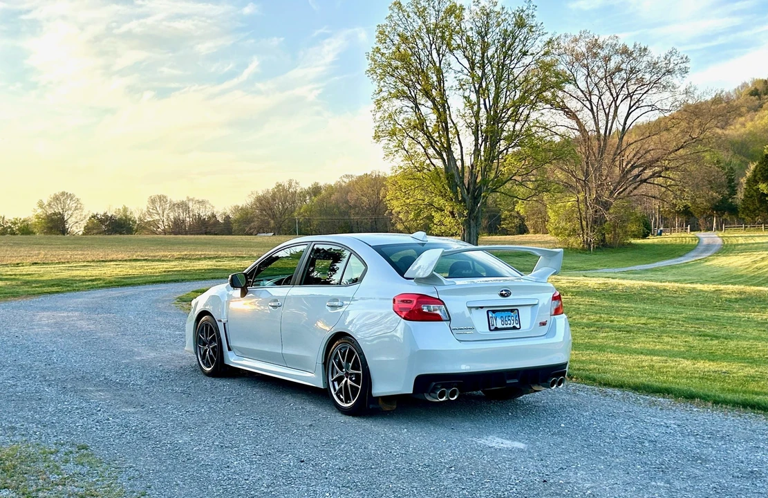 2015 Subaru Impreza WRX STi 4th Gen - Image 19 of 31
