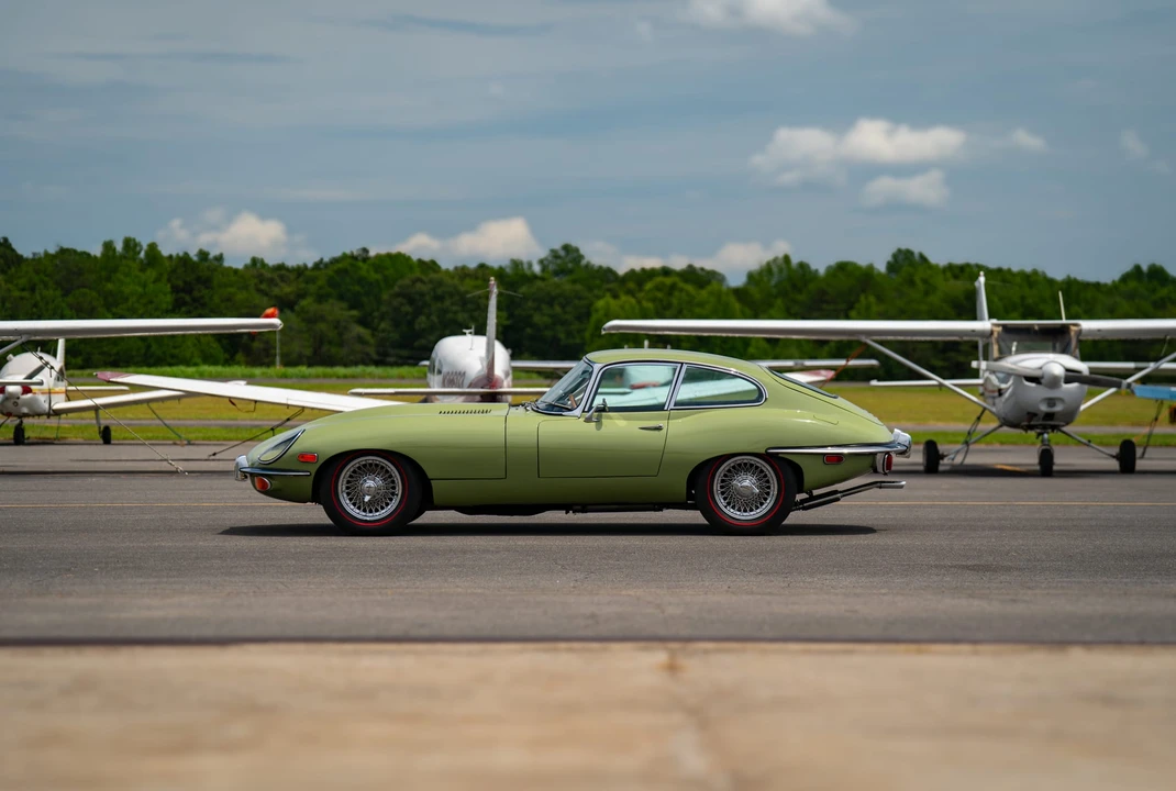 1970 Jaguar E-Type Series 2 - Image 2 of 31