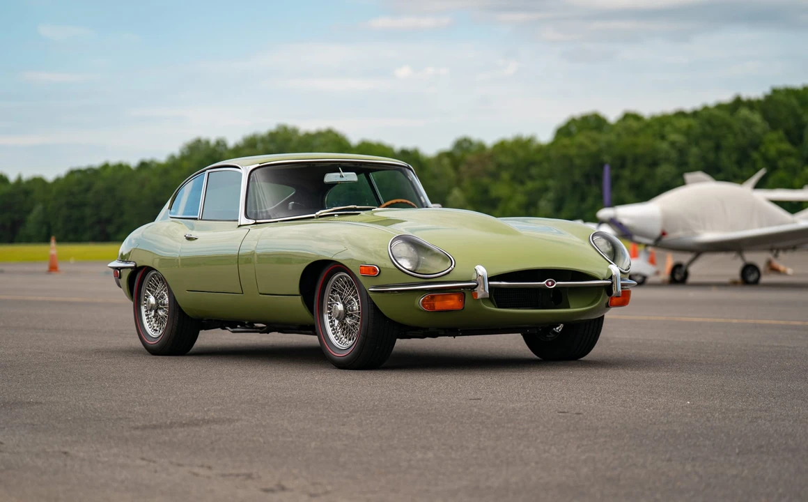 1970 Jaguar E-Type Series 2 - Image 8 of 31