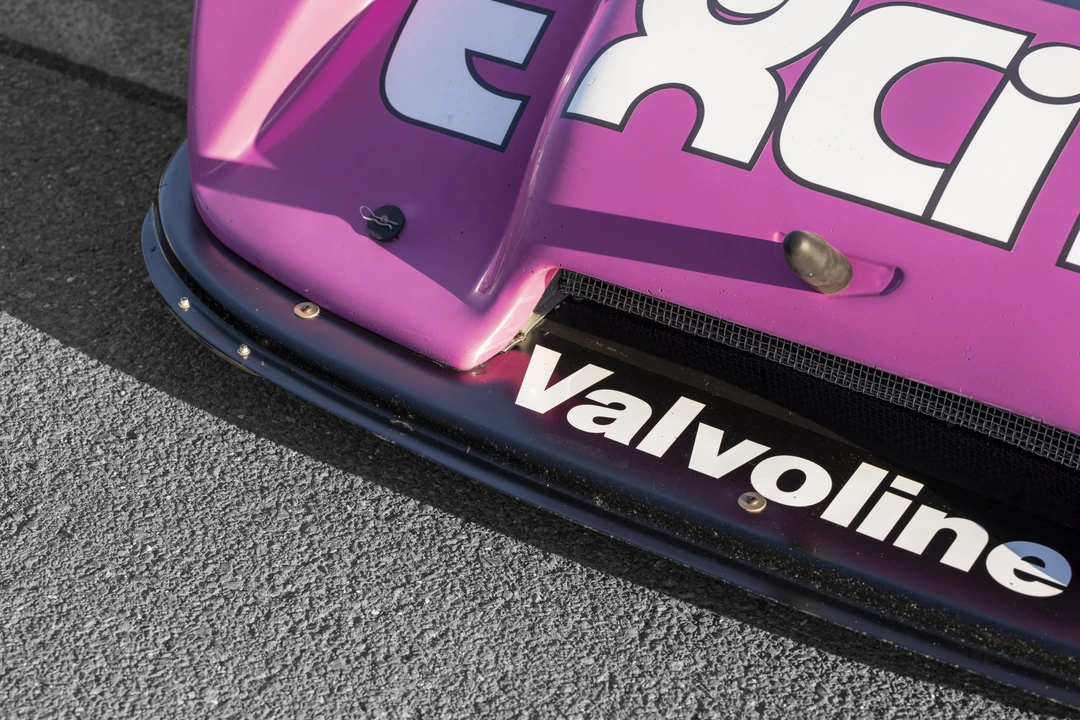 1977 Chevron - Image 21 of 31