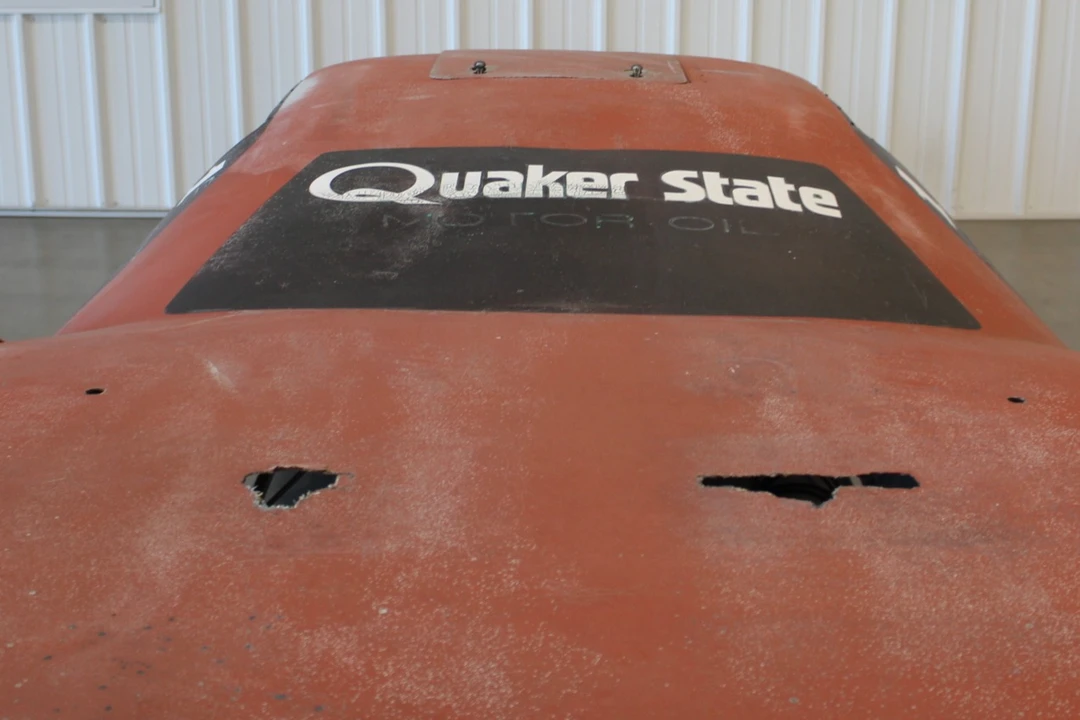 Parts & Memorabilia Bodywork - Image 5 of 6