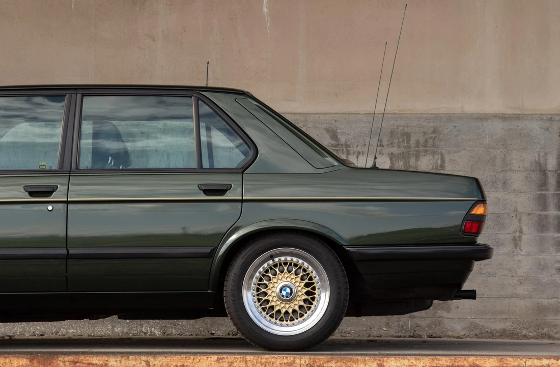 1987 BMW E28 M5 - Image 27 of 31