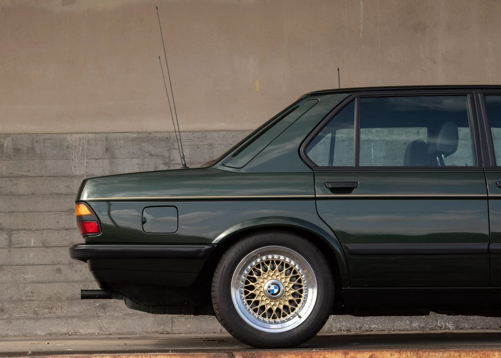 1987 BMW E28 M5 - Image 28 of 31