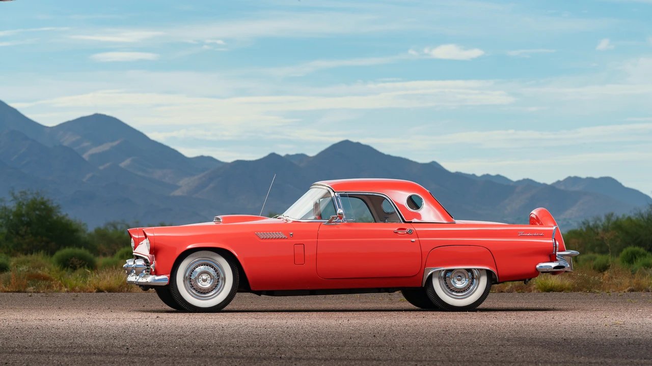 1956 Ford Thunderbird 1st Gen - Image 24 of 31