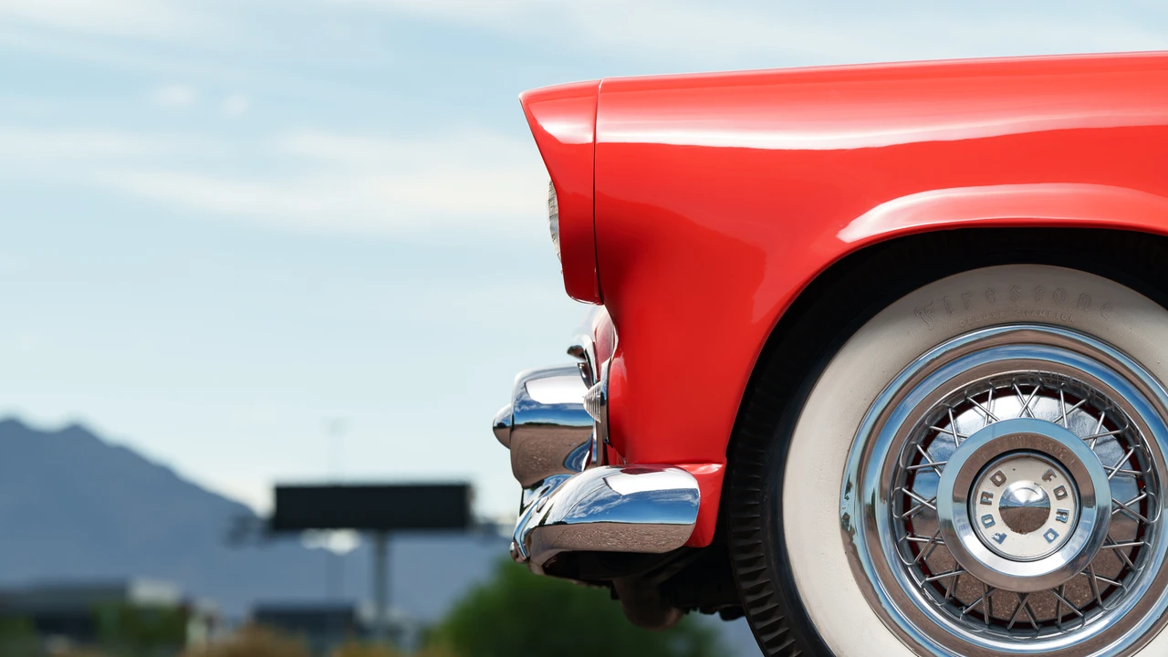 1956 Ford Thunderbird 1st Gen - Image 26 of 31