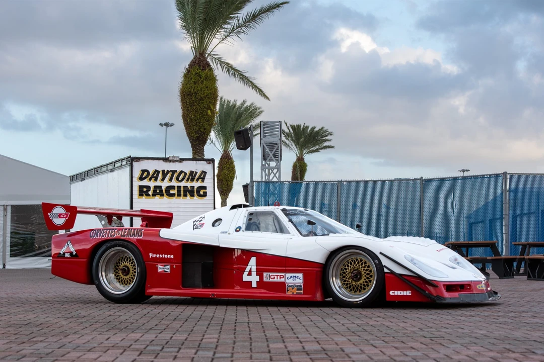 1985 Chevrolet Corvette C4 - Image 11 of 31