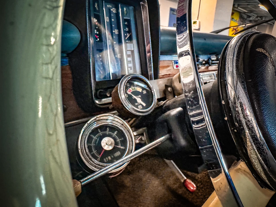 1960 Mercedes-Benz W111 Sedan - Image 27 of 31