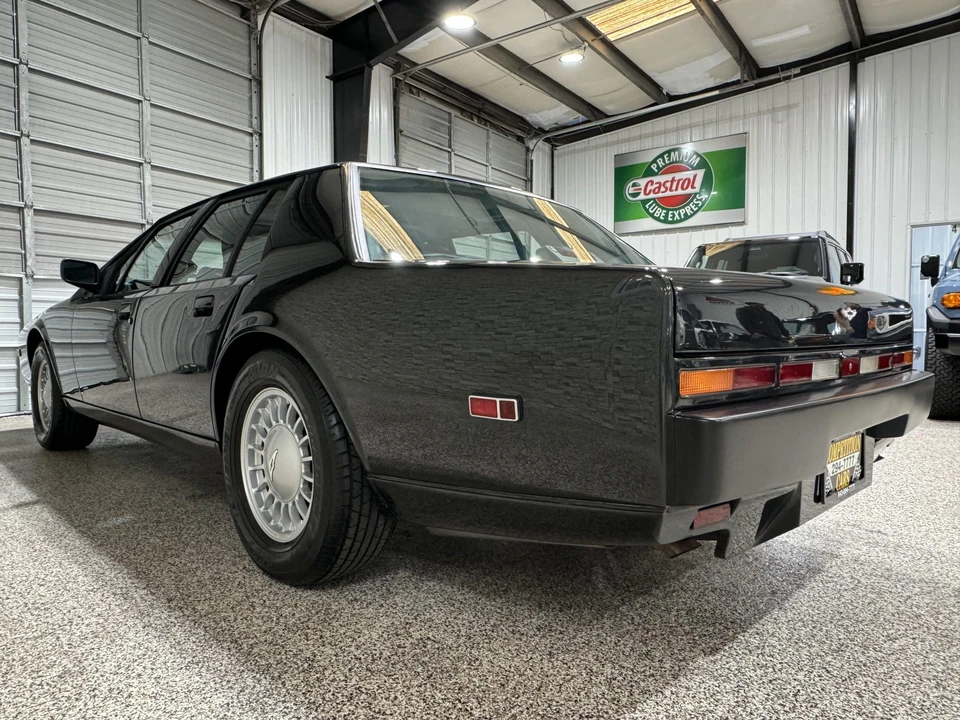 1989 Aston Martin Lagonda - Image 28 of 31